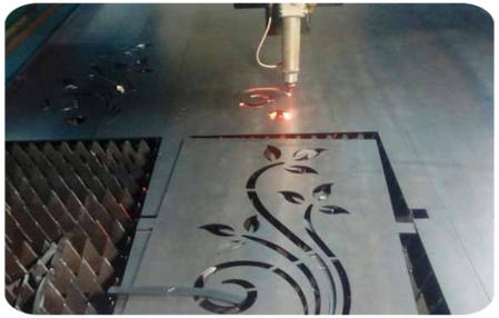 chapa de aço no corte a laser